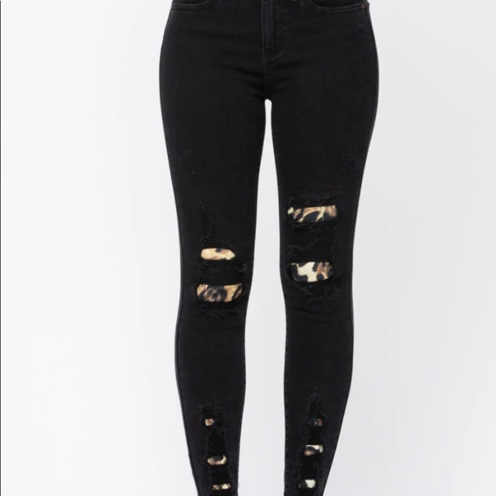 Judy Blue distressed leopard jeans